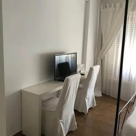 فندق مبيت وإفطار Alis Ideal